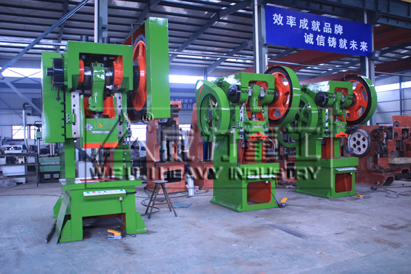 客戶采購一批沖床