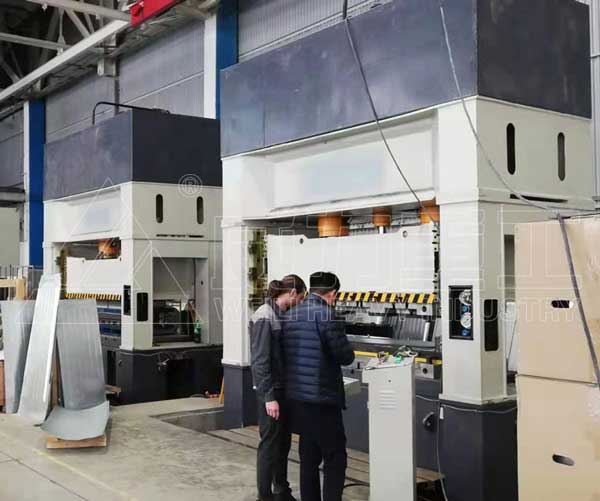 400噸框架式薄板拉伸液壓沖床壓力機